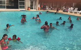 Villa 45 M2 Dans Parc Arbore Avec Piscine